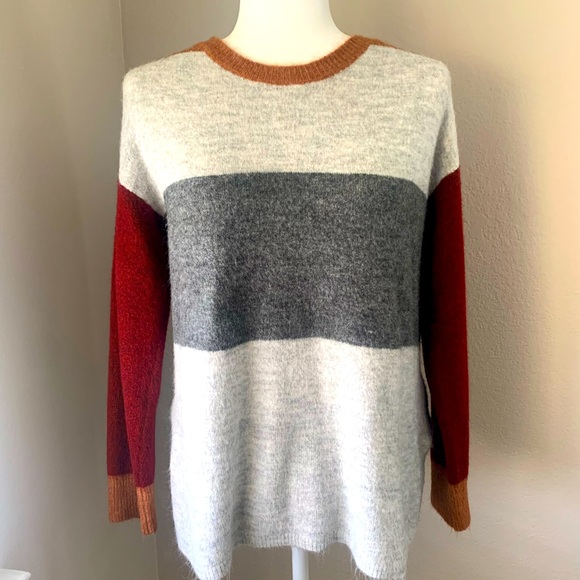 Mystree Sweaters - Mystree sweater long sleeve size small multi color